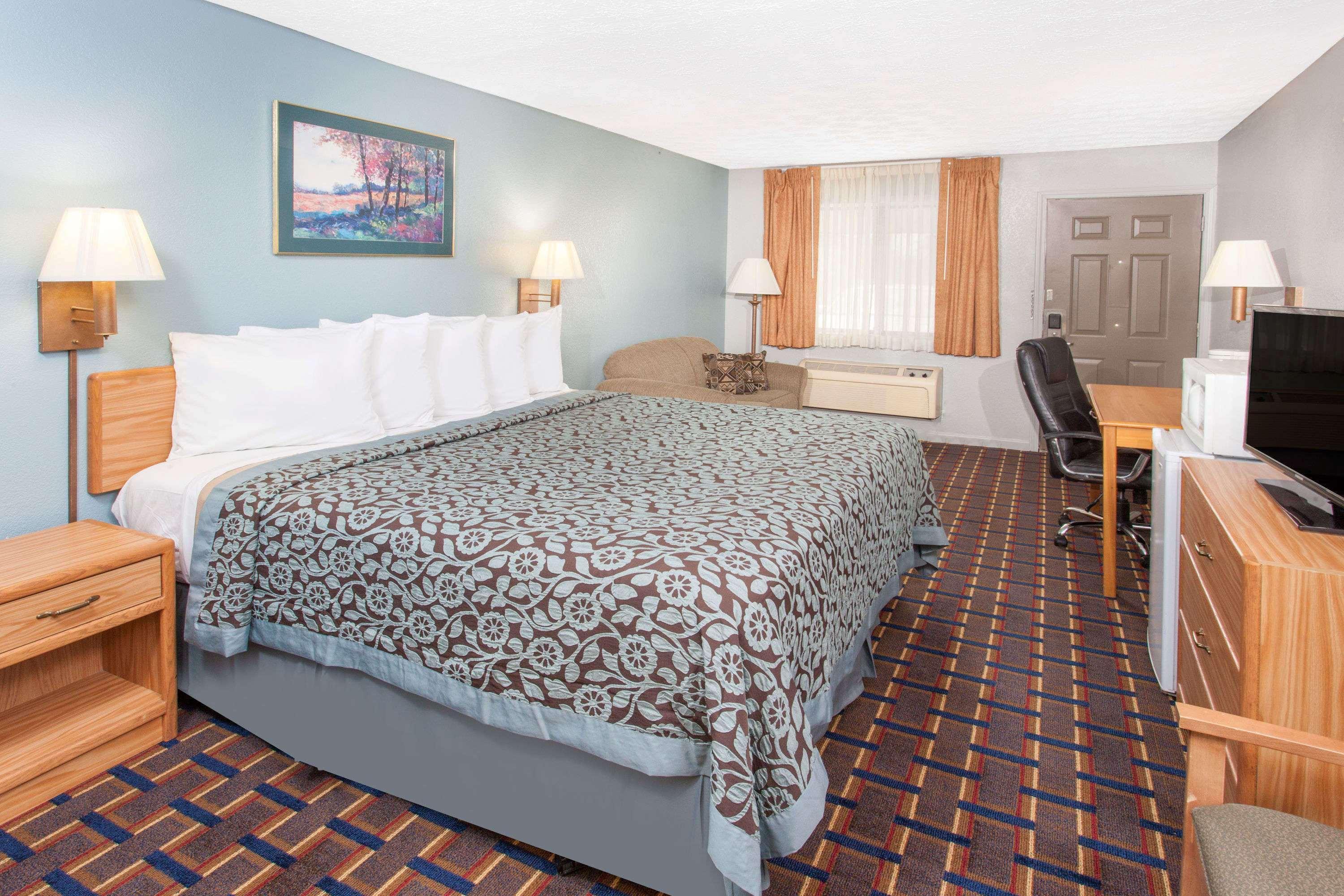 Days Inn By Wyndham Farmer City Εξωτερικό φωτογραφία